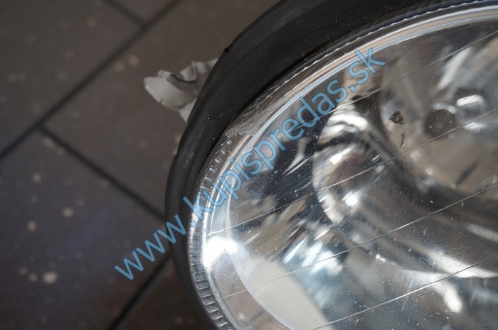 Predné ľavé Xenon svetlo MERCEDES C W203